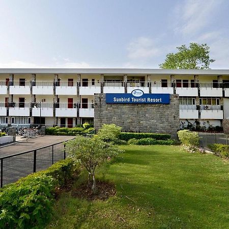 Sunbird Tourist Resort Faridabad Exterior photo